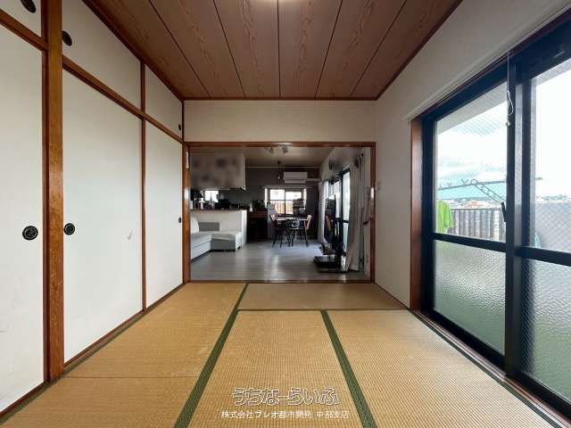 Lions Mansion Mashiki 4 3LDK Apartment for Sale in Ginowan - Thumbnail 3