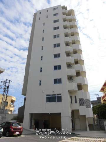Up-Land Murokawa 502: 2LDK Apartment for Sale in Okinawa City - Thumbnail 2