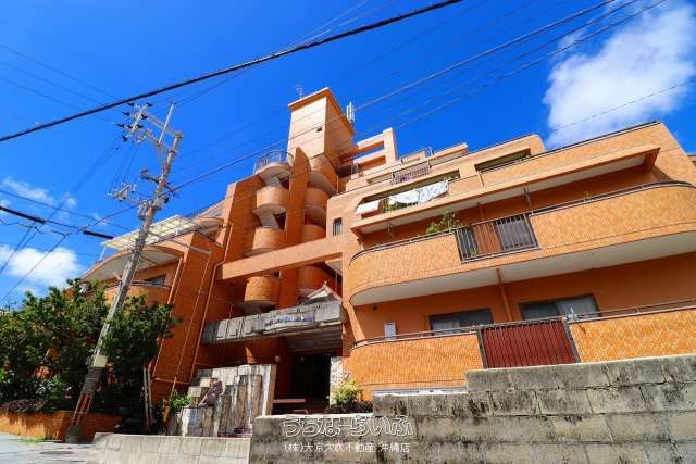 Lions Mansion Daido 2 Apartment for Sale in Naha, Okinawa - Thumbnail 3