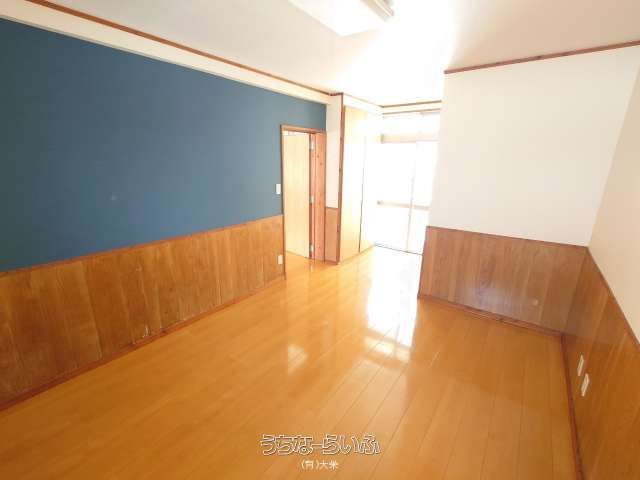 23-Unit Investment Apartment for Sale in Ginowan, Okinawa - Thumbnail 4