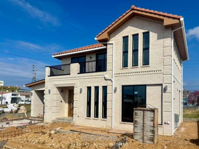 New Brick 4SLDK House for Sale in Yomitan Village, Okinawa - Thumbnail 2