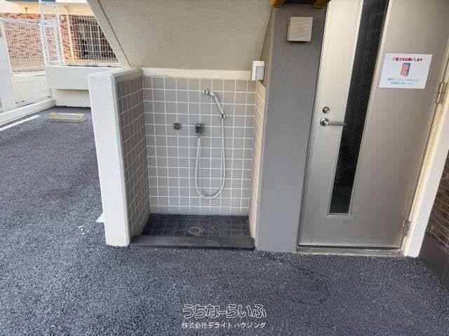 Ocean View 2LDK Apartment Near Furujima Station, Naha - Thumbnail 4