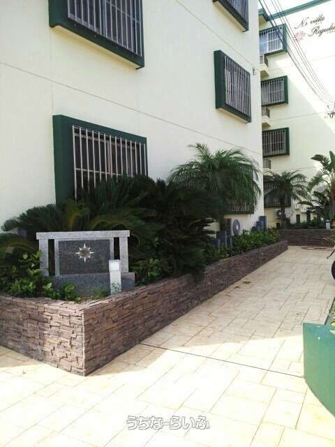 Villa Regres II 1LDK Apartment for Rent in Okinawa City - Thumbnail 2