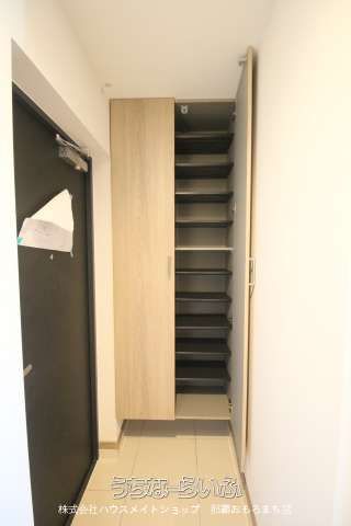 New 1LDK Apartment for Rent in Naha, Walk to Asato Station - Thumbnail 3