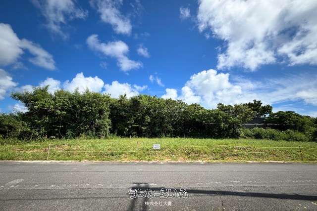 Land for Sale in Uruma City, Okinawa - Ready to Build - Thumbnail 2