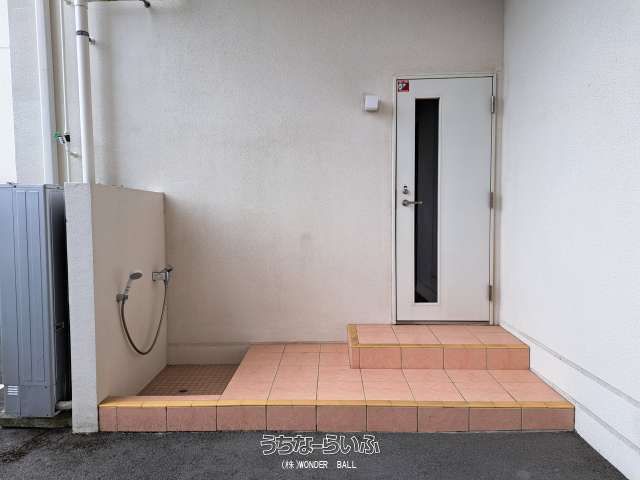Bears Court Ueseto 2LDK Ocean View Condo with Generator | Chatan - Thumbnail 3