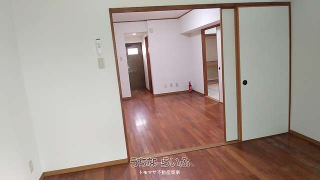 3LDK Apartment for Rent in Makabi, Naha, Okinawa - Thumbnail 2