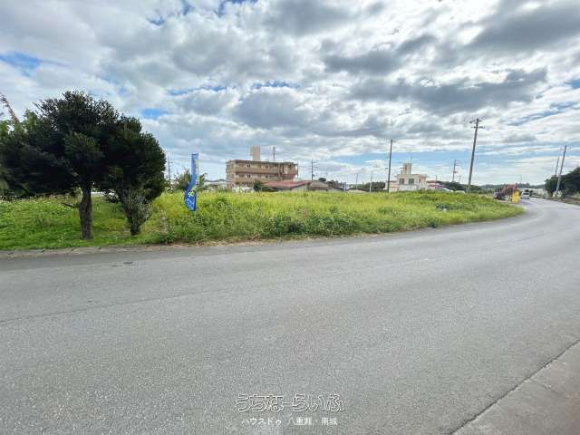 Residential Land for Sale in Yaese Town, Okinawa - 187.32 sqm - Thumbnail 2