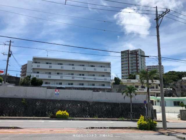 Leopalace Goya 206: Furnished 1K Apartment for Rent in Okinawa City - Thumbnail 2
