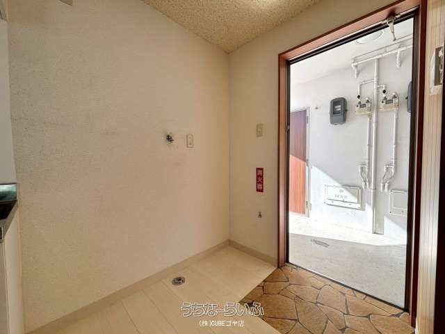 Sunlife Kadena 203: 1R Apartment for Rent in Kadena, Okinawa - Thumbnail 4
