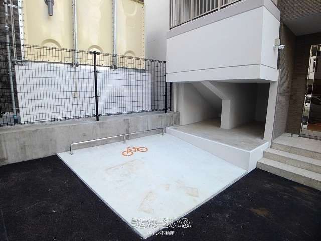 Comfort F 603: Modern 1LDK Apartment for Rent in Naha, Okinawa - Thumbnail 4