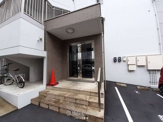 Comfort F 603: Modern 1LDK Apartment for Rent in Naha, Okinawa - Thumbnail 3