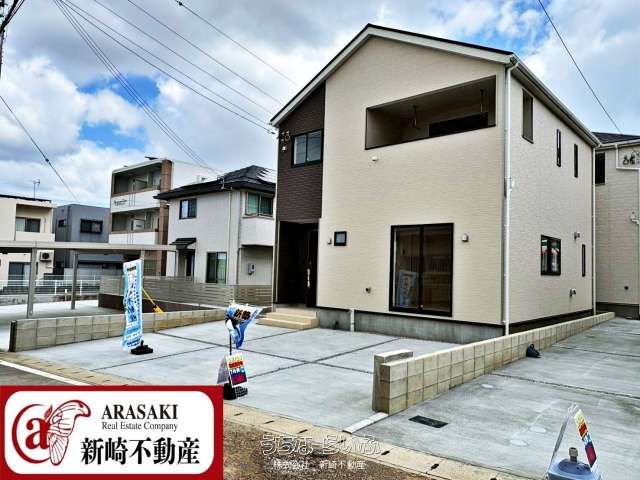 New 4LDK House for Sale in Ginowan, Okinawa - Corner Lot, EV Charging - Thumbnail 2