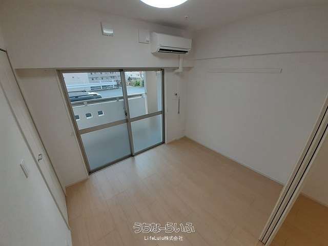 1LDK Apartment for Rent in Naha, Okinawa - Airy Sunlit 105 - Thumbnail 4