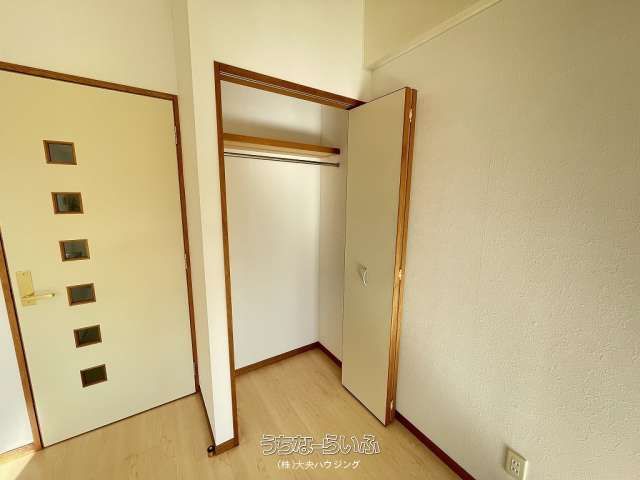 1K Apartment for Rent in Naha Shintoshin, Okinawa - COZY Court - Thumbnail 3
