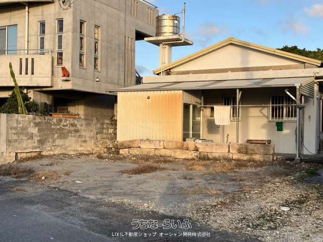 Ocean View Land for Sale in Itoman, Okinawa - 42m² Plot - Thumbnail 4