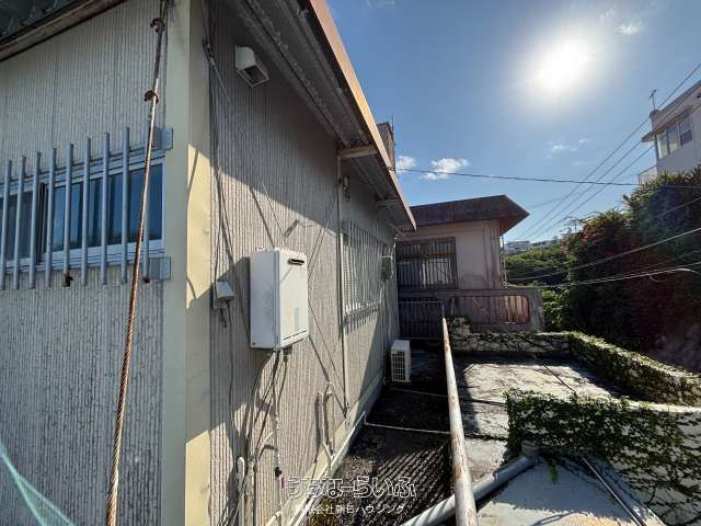 Land for Sale in Koji, Nishihara Town, Okinawa - 160.99m² - Thumbnail 2