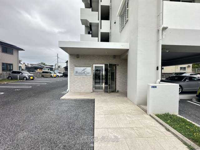 Premium Court Chibana 3LDK Apartment with Ocean View in Okinawa - Thumbnail 3