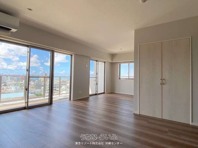 2LDK Apartment with Naha Port & Kerama Islands View for Sale - Thumbnail 3