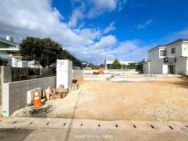 New 3LDK House with 60-Year Warranty in Yaese Town, Okinawa - Thumbnail 2