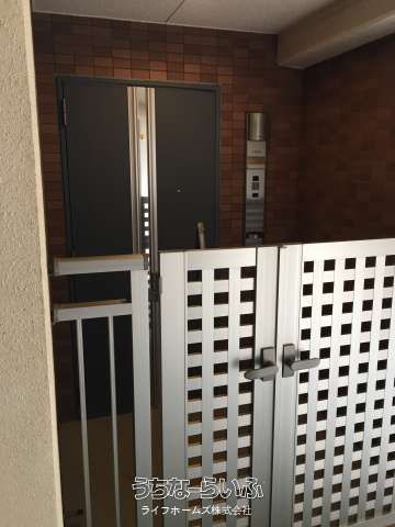 Zephyr Urasoe Gakuen-dori 3LDK Top-Floor Apartment for Sale - Image 1