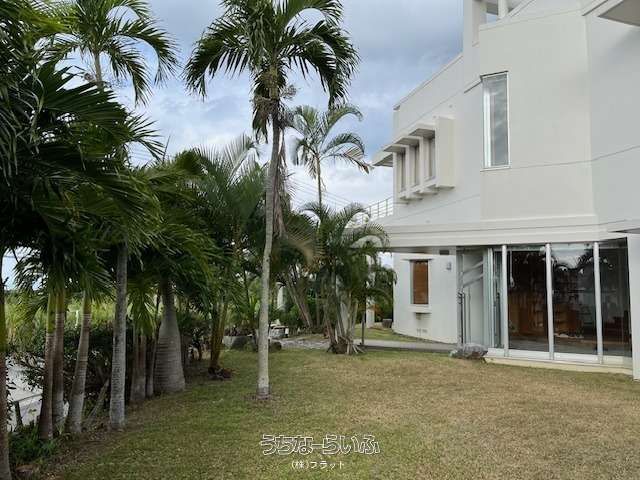 Ocean View 3LDK House with Large Garden in Yomitan, Okinawa - Thumbnail 3