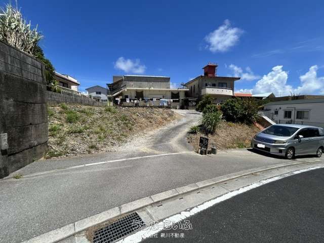 380m² Land for Sale in Ginowan Village, Okinawa - 1 Min to Beach - Image 1