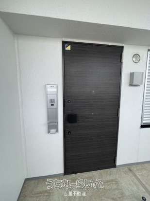 Ocean View 2LDK Apartment in Gran Cosmo Resort Okinawa Toyosaki - Thumbnail 2