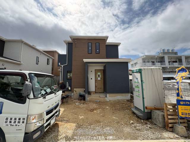 New 3SLDK Detached House for Sale in Uruma, Okinawa - Thumbnail 3