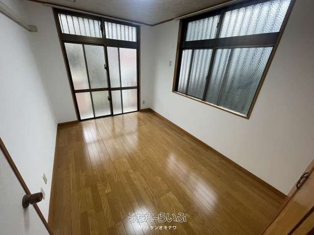2LDK Apartment for Rent in Tenku, Naha, Okinawa - Thumbnail 2