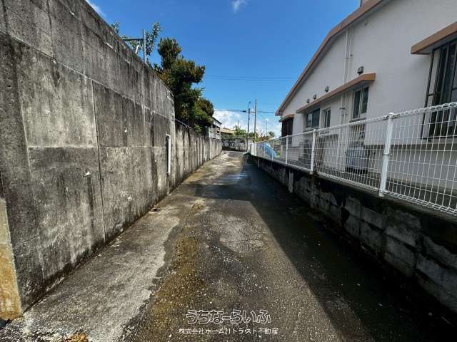 Buildable Corner Lot for Sale in Itoman City, Okinawa - Thumbnail 4