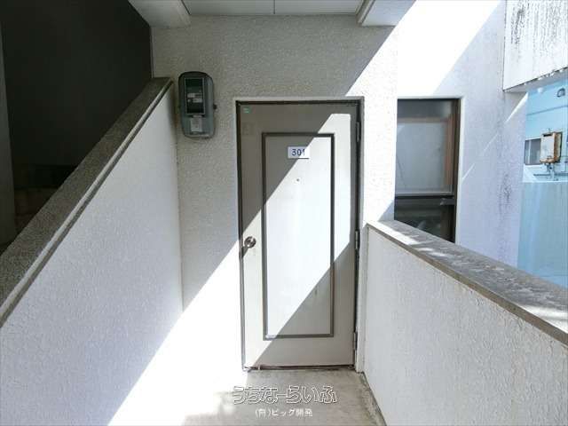 Victoire II 1-Room Apartment for Rent in Naha, Okinawa - Thumbnail 2