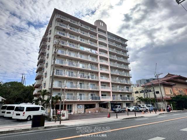 Prince Plage Okinawa Studio for Sale Near Fuchi Beach - Thumbnail 2