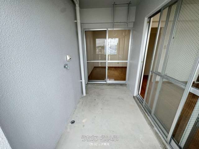 2K Apartment for Rent Near Ishimine Station, Naha, Okinawa - Thumbnail 2