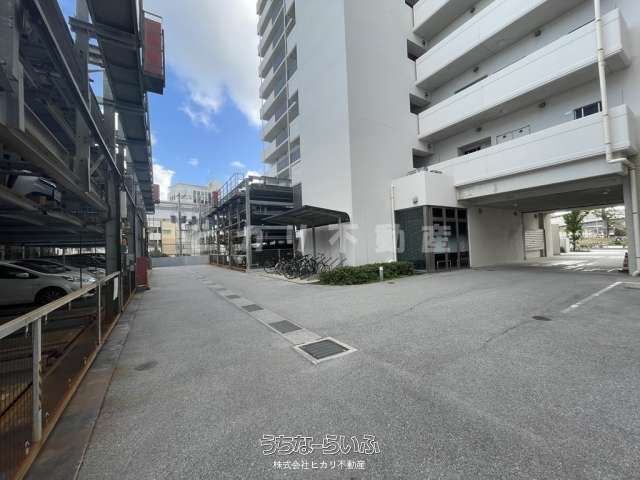 Grand Terrace Shin Toshin 208: 1LDK Apartment for Rent in Naha - Thumbnail 3