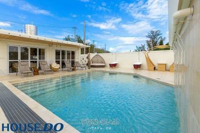 Modern Commercial Property with Pool Near Kouri Beach — Image 1, Nakijin, Okinawa