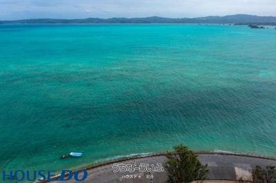 Modern Commercial Property with Pool Near Kouri Beach — Image 3, Nakijin, Okinawa