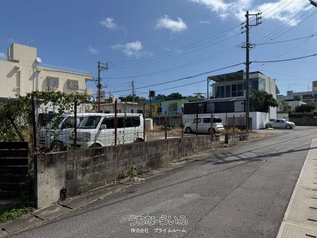 Land for Sale in Uruma, Okinawa - Build RC Home or Apartment - Thumbnail 2