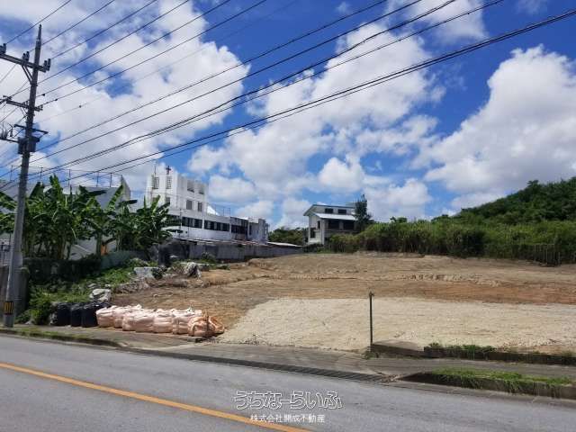 1587m² Land for Sale in Nishihara Town, Okinawa - Versatile Use - Thumbnail 2