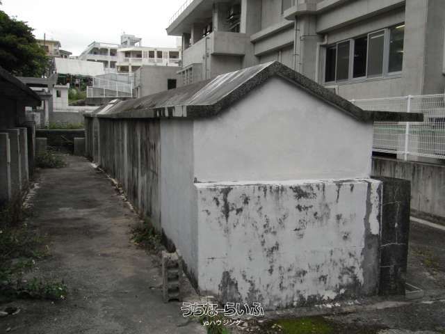 9.916 sqm Cemetery Land for Sale in Urasoe, Okinawa - Thumbnail 2