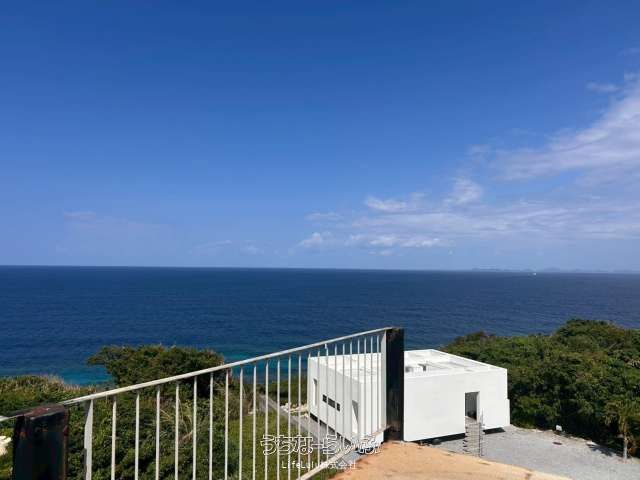 Ocean View 4LDK House with Rooftop in Kouri, Okinawa - Thumbnail 2