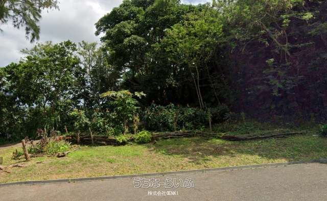 694m² Land for Sale in Motobu, Okinawa - Near Churaumi Aquarium - Thumbnail 3