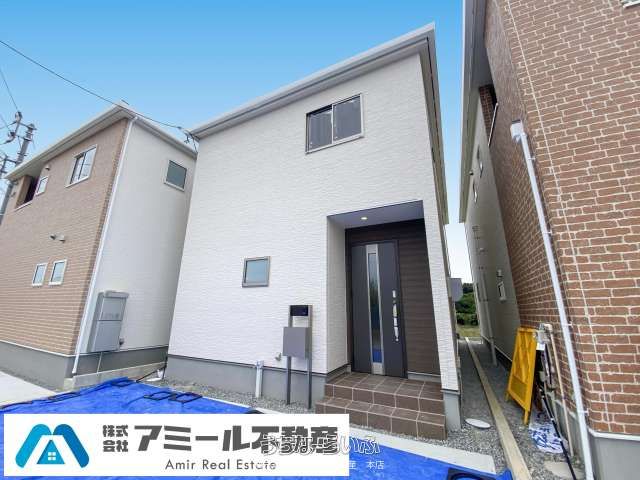 New 3LDK Detached House for Sale in Yaese Town, Okinawa - Thumbnail 2