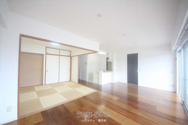 F Stage Toyosaki Riverfront 3LDK Condo for Sale in Tomigusuku - Thumbnail 4