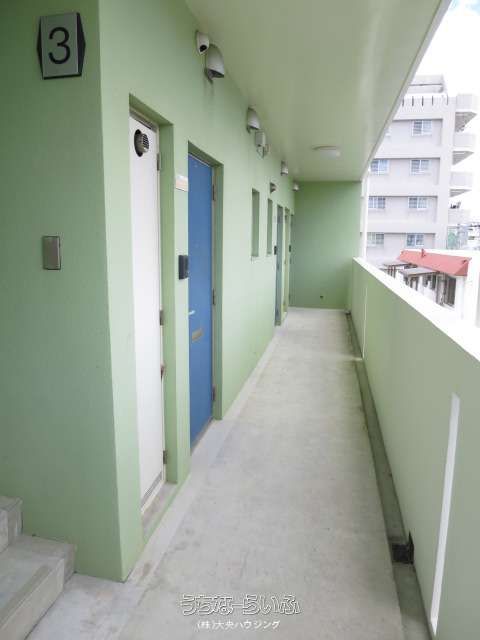 Ocean Palace Makabi 302: 1K Apartment for Rent in Naha, Okinawa - Thumbnail 3