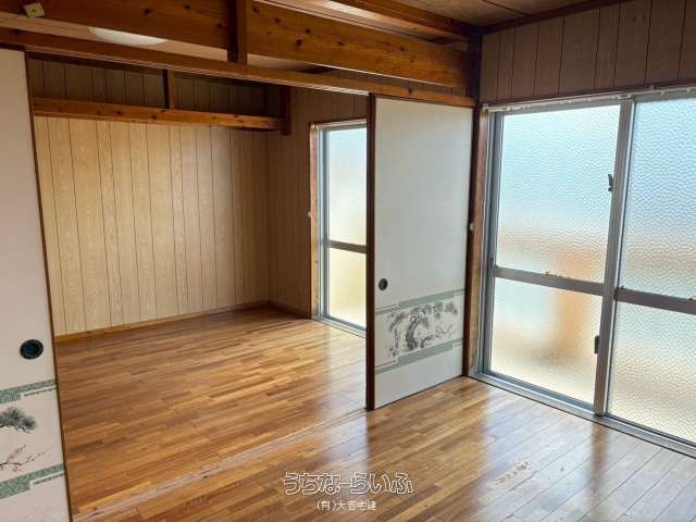 Maruyu-so 302: 2DK Apartment for Rent in Urasoe, Okinawa - Thumbnail 4
