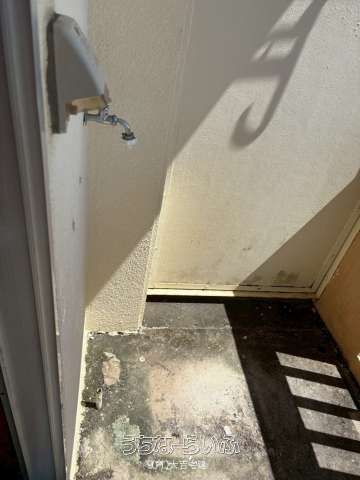 Maruyu-so 302: 2DK Apartment for Rent in Urasoe, Okinawa - Thumbnail 2