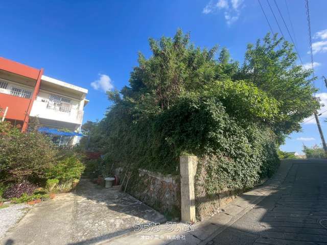 127.9 Tsubo Residential Land for Sale in Itoman, Okinawa - Thumbnail 2