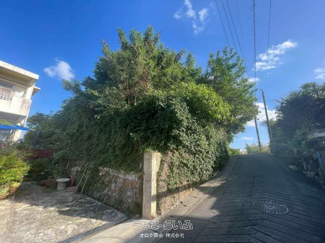 127.9 Tsubo Residential Land for Sale in Itoman, Okinawa - Thumbnail 3