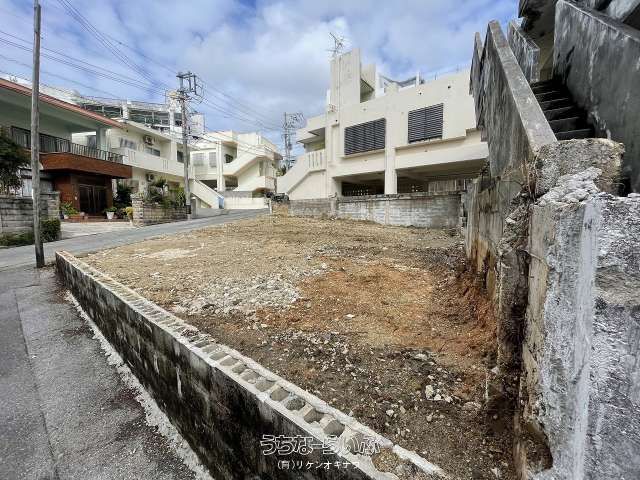 165 sqm Residential Land for Sale in Urasoe, Okinawa - Thumbnail 2